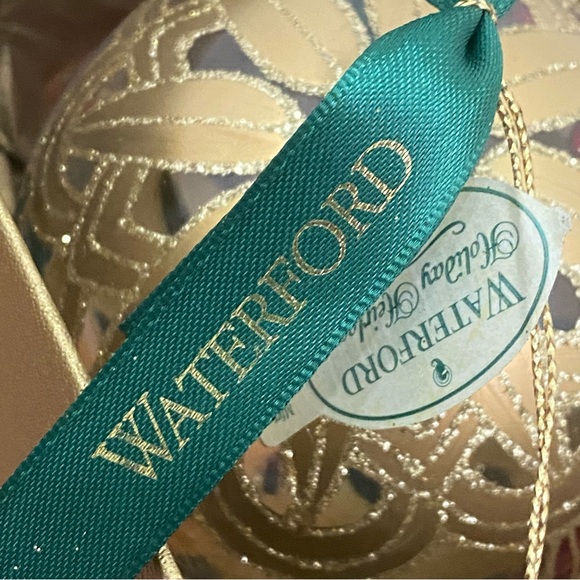 Vintage1999-2000 WATERFORD Holiday Heirlooms Celebration Ball Handblown Ornament - Picture 7 of 16